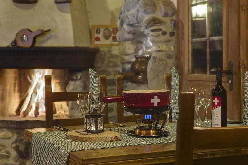 Huus Gstaad Hotel Saanen Luaran gambar